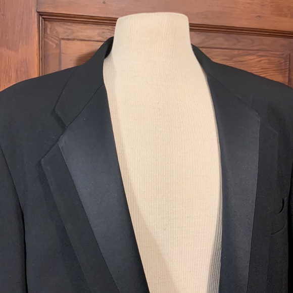 PERRY ELLIS TUXEDO DINNER JACKET